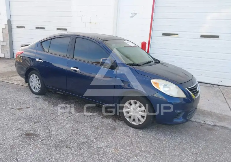 2014 Nissan VERSA photo