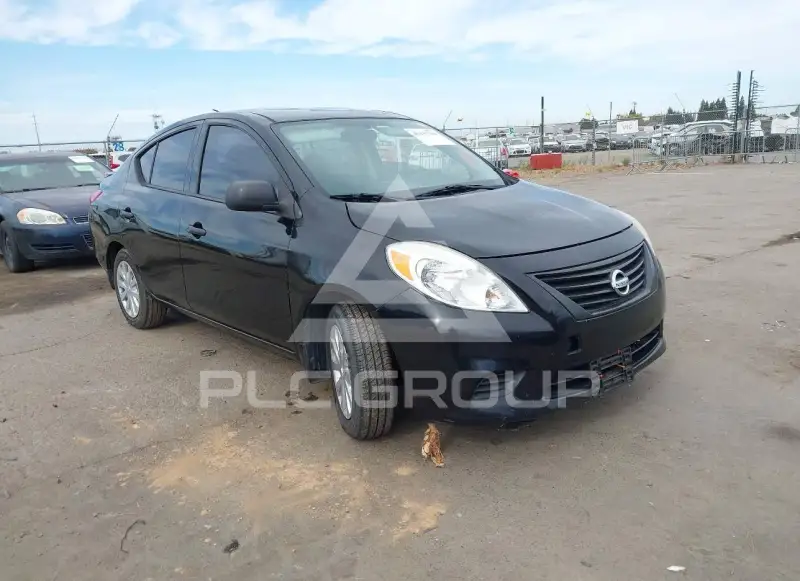 2014 Nissan VERSA фото