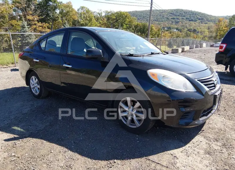 2014 Nissan VERSA photo