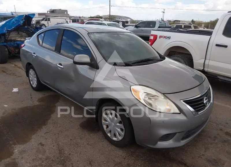 2014 Nissan VERSA фото