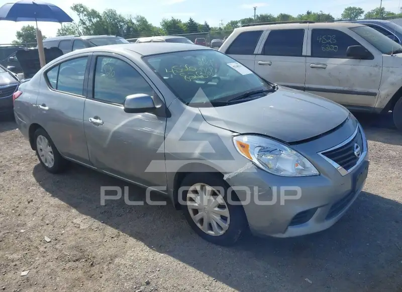 2014 Nissan VERSA фото