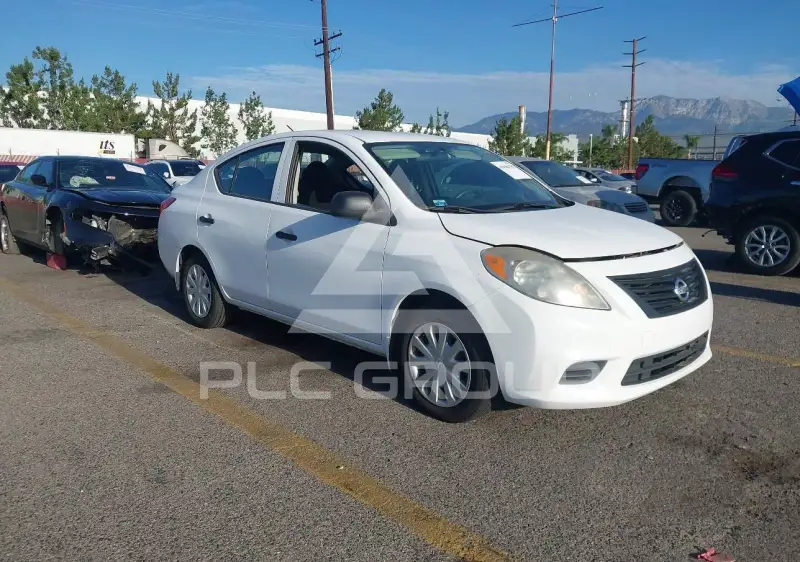 2014 Nissan VERSA фото