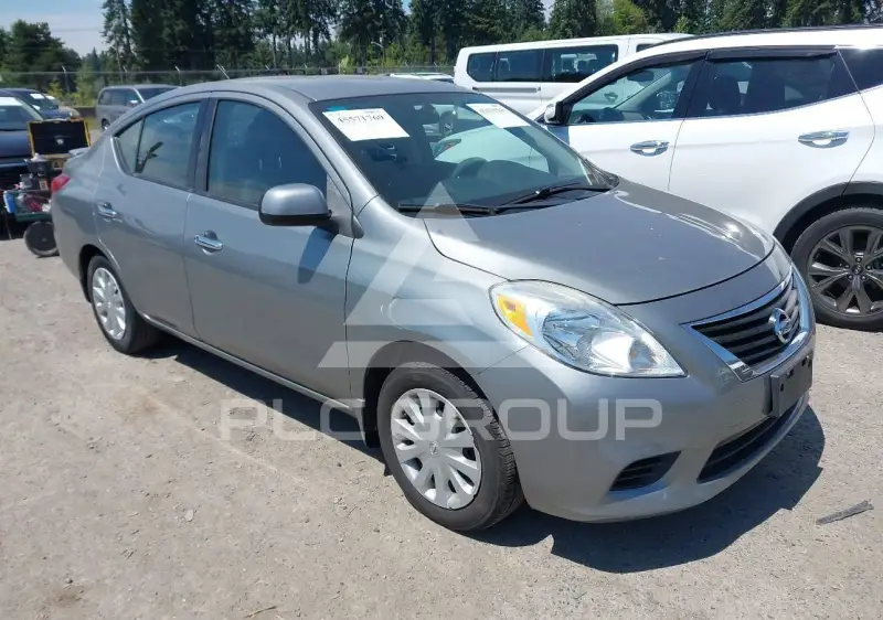 2014 Nissan VERSA photo