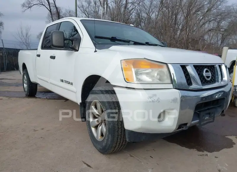 2014 Nissan TITAN фото