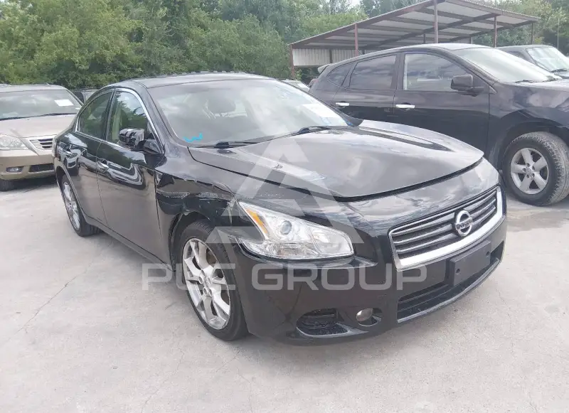 2014 Nissan MAXIMA photo