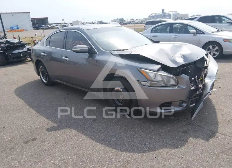2014 Nissan MAXIMA photo
