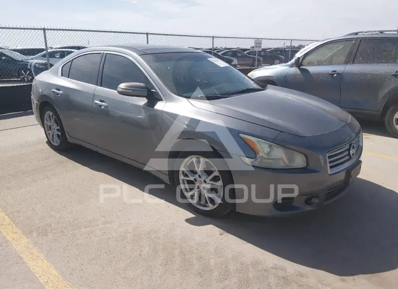 2014 Nissan MAXIMA photo