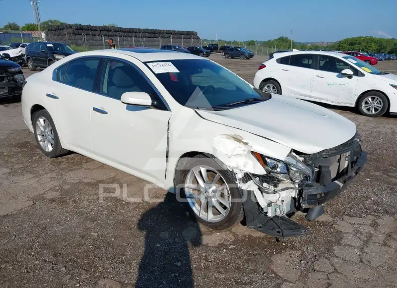 2014 Nissan MAXIMA фото
