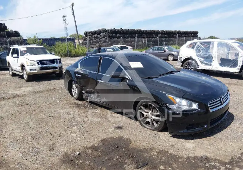 2014 Nissan MAXIMA photo