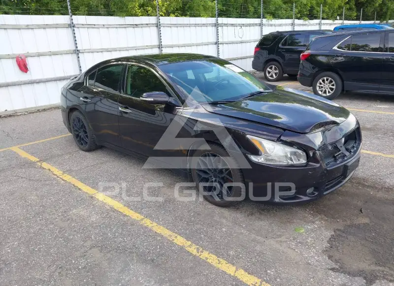 2014 Nissan MAXIMA photo
