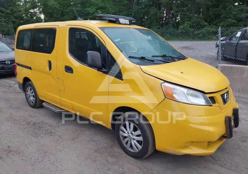 2014 Nissan NV 200 фото