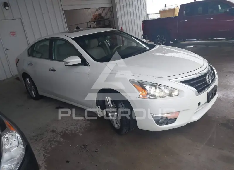 2014 Nissan ALTIMA photo