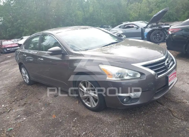 2014 Nissan ALTIMA photo