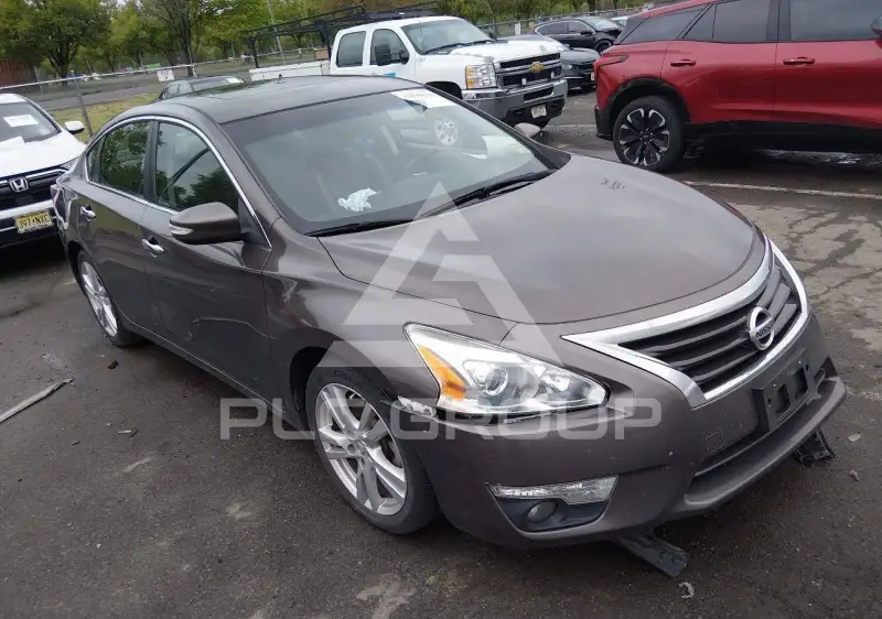 2014 Nissan ALTIMA photo