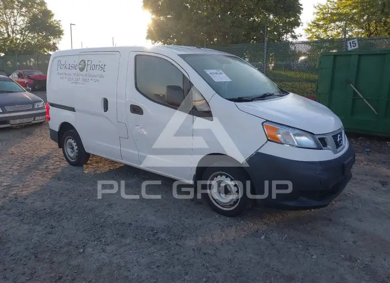 2014 Nissan NV 200 фото
