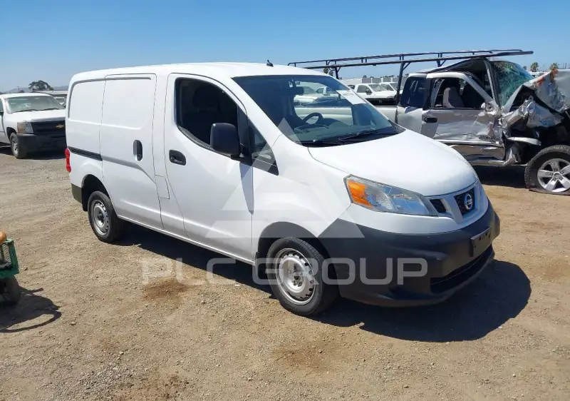 2014 Nissan NV 200 фото