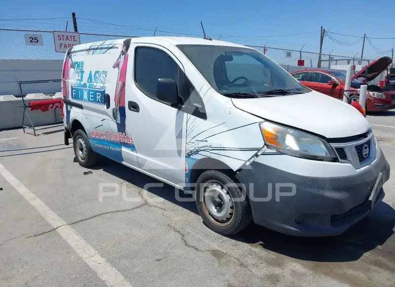 2014 Nissan NV 200 фото