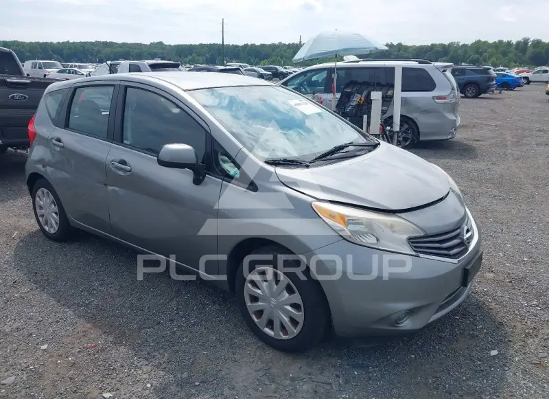 2014 Nissan VERSA фото