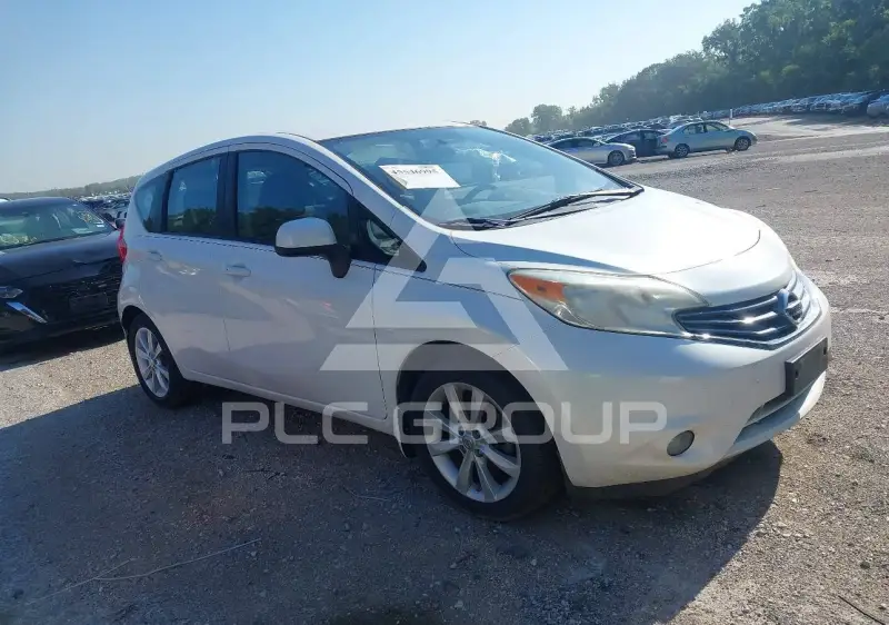 2014 Nissan VERSA фото