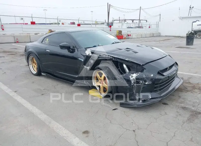 2014 Nissan GTR photo