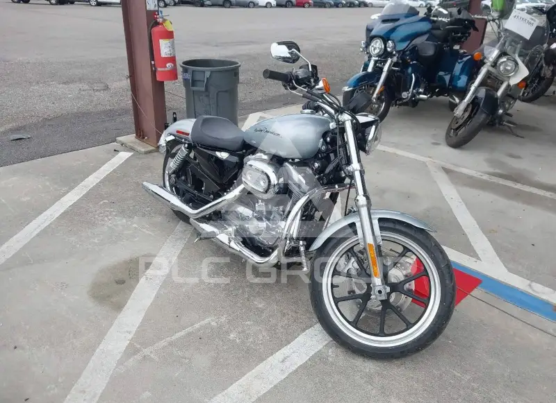 2014 Harley-Davidson XL883 фото