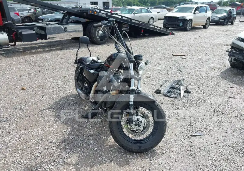 2014 Harley-Davidson XL1200 photo