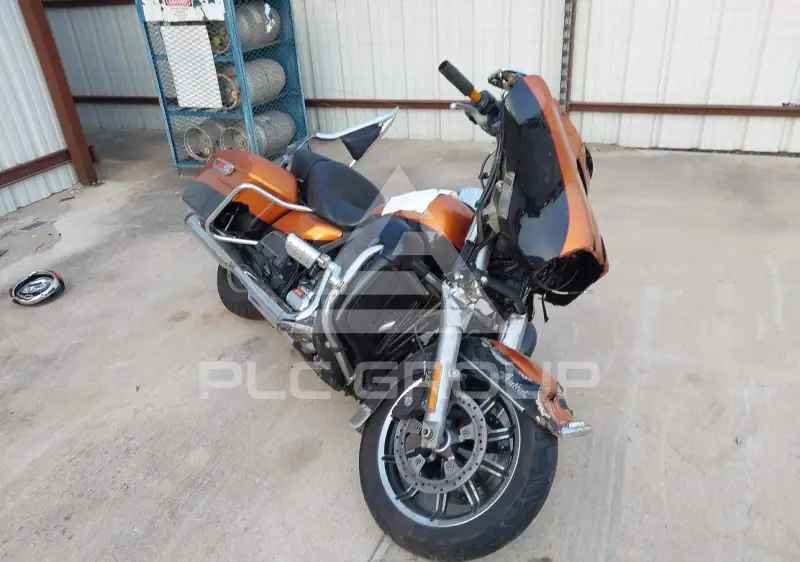 2014 Harley-Davidson FLHTK photo