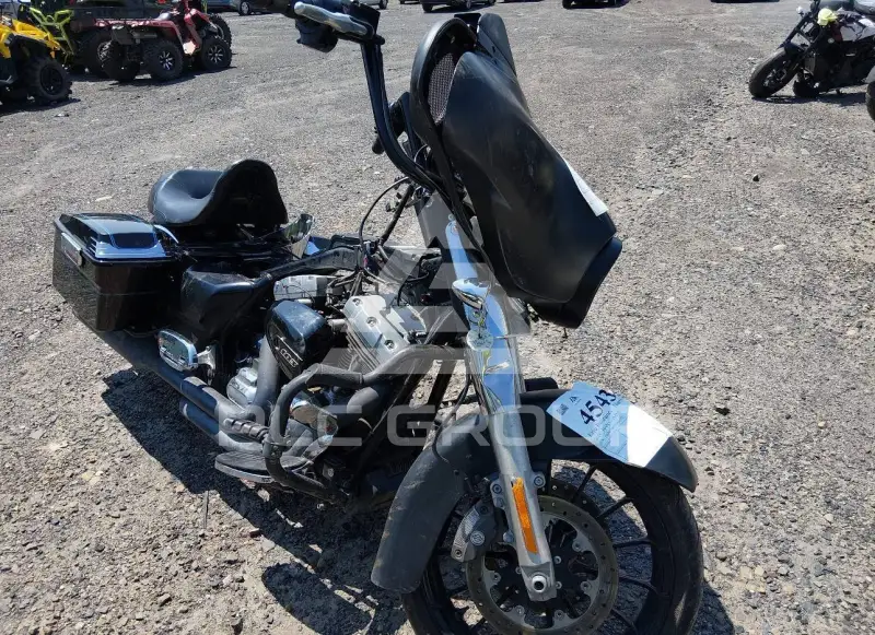 2014 Harley-Davidson FLHX фото