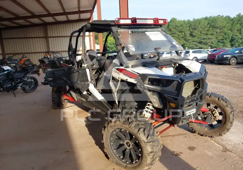 2014 Polaris Rzr photo