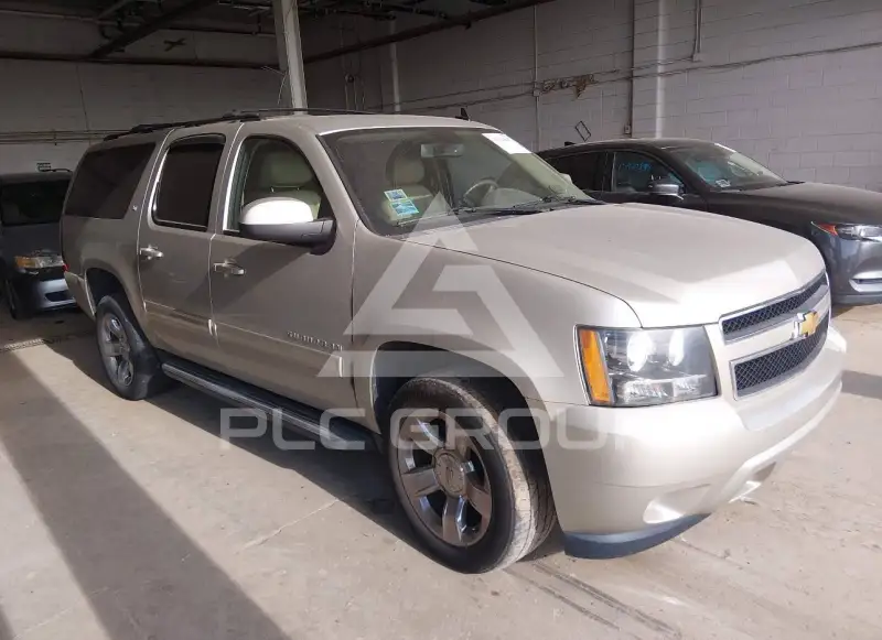 2014 Chevrolet Suburan фото