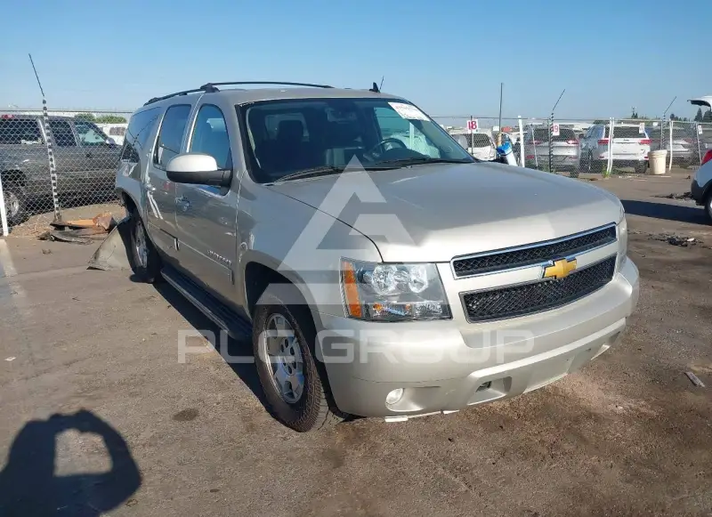 2014 Chevrolet Suburan фото
