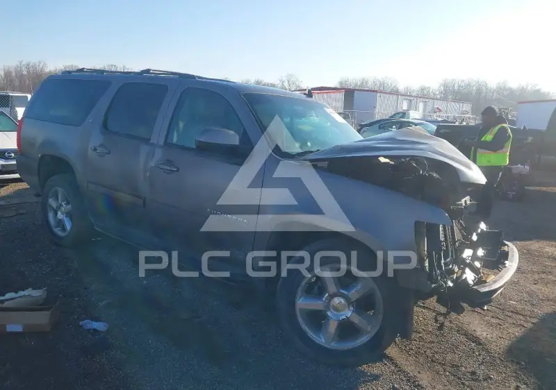 2014 Chevrolet Suburan фото
