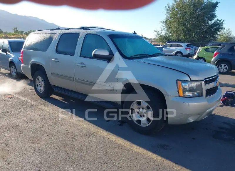 2014 Chevrolet Suburan фото