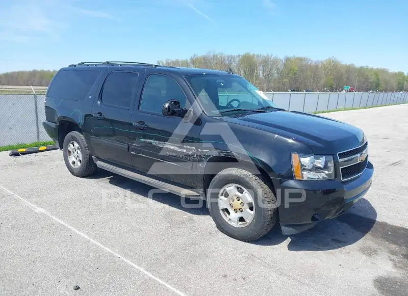 2014 Chevrolet Suburan фото