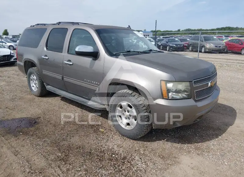 2014 Chevrolet Suburan фото