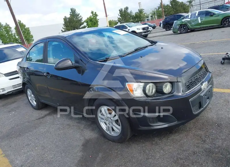 2014 Chevrolet Sonic фото