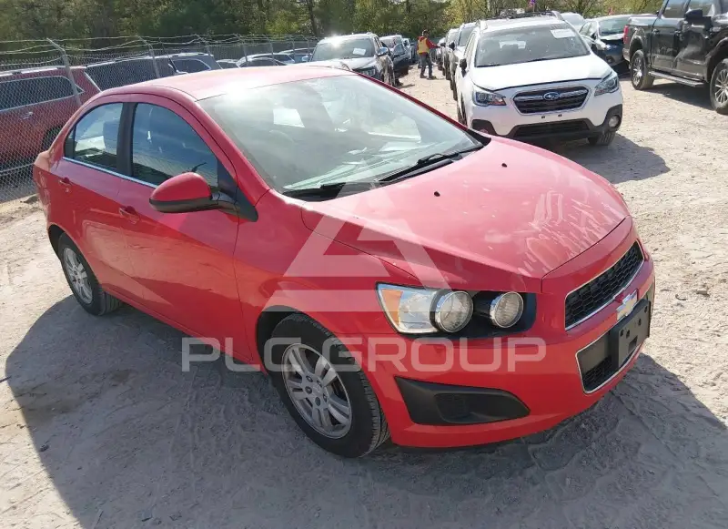 2014 Chevrolet Sonic фото