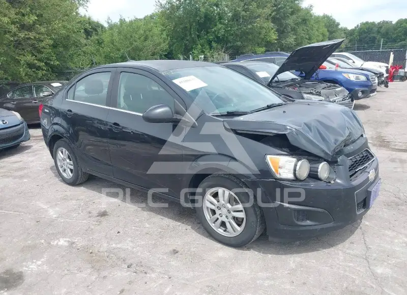 2014 Chevrolet Sonic фото