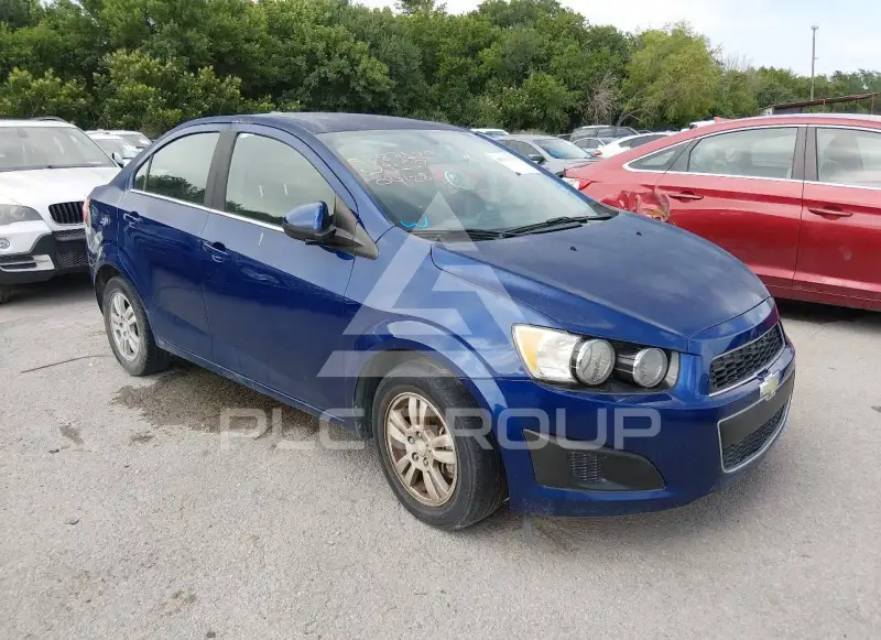 2014 Chevrolet Sonic photo