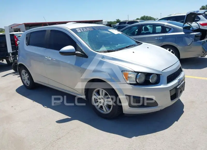 2014 Chevrolet Sonic фото