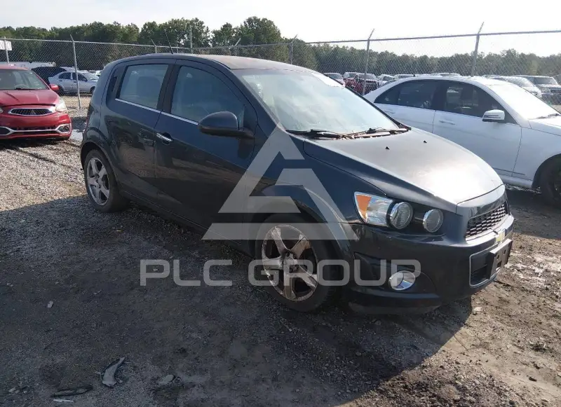 2014 Chevrolet Sonic фото