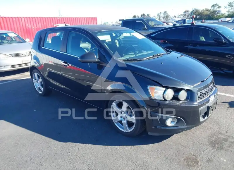 2014 Chevrolet Sonic photo