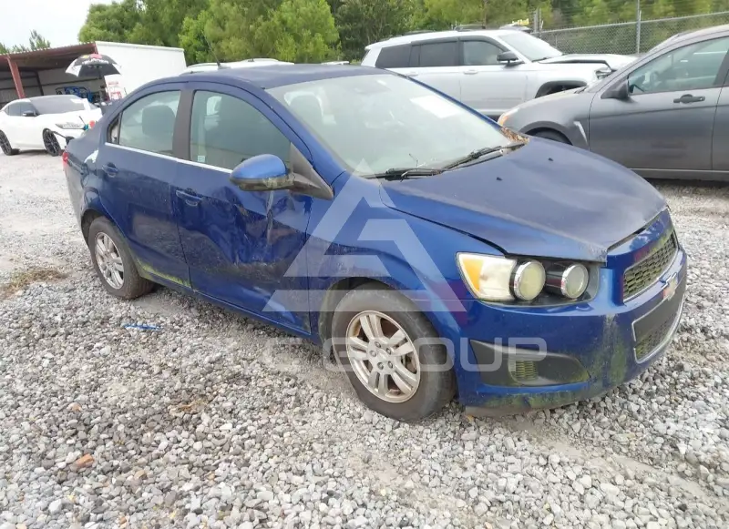 2014 Chevrolet Sonic photo