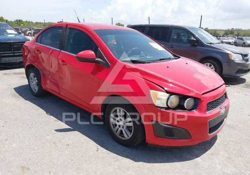 2014 Chevrolet Sonic фото