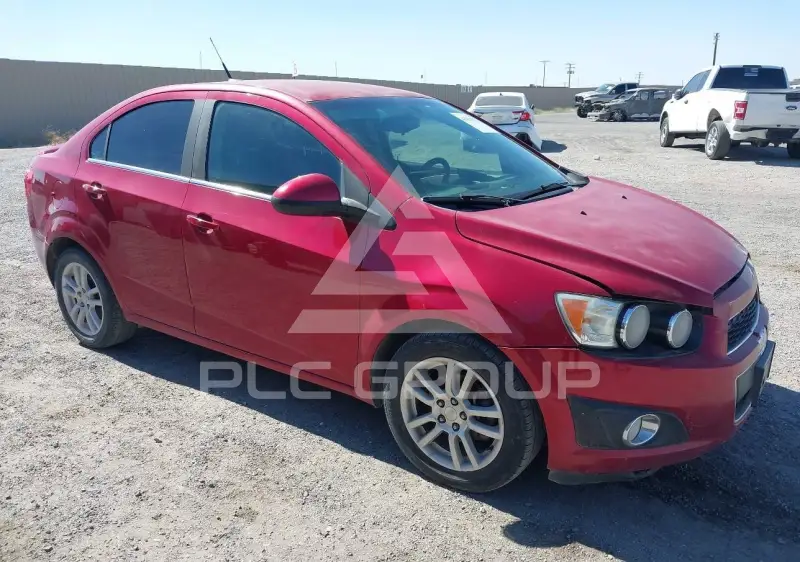 2014 Chevrolet Sonic photo