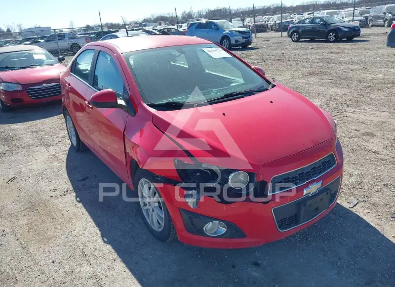 2014 Chevrolet Sonic photo