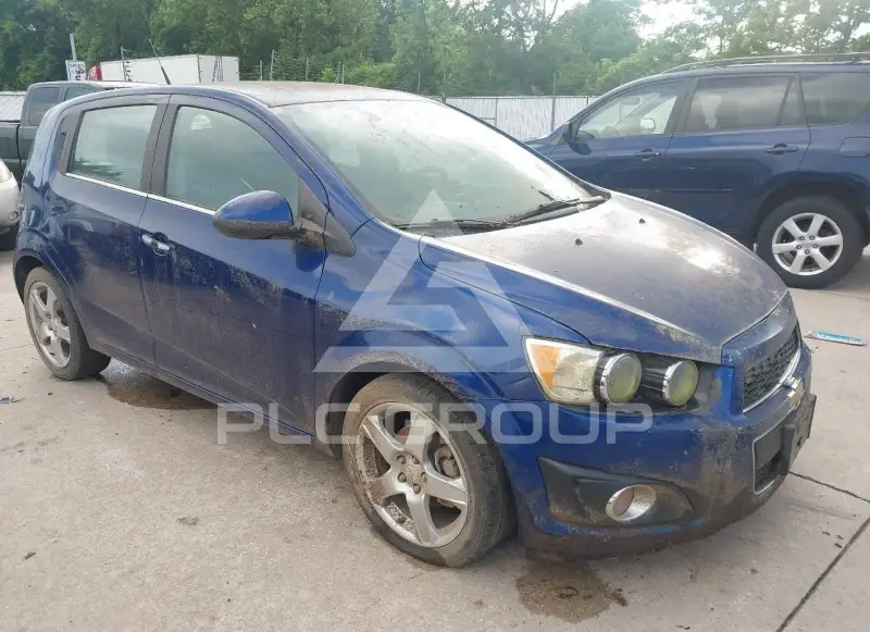 2014 Chevrolet Sonic фото