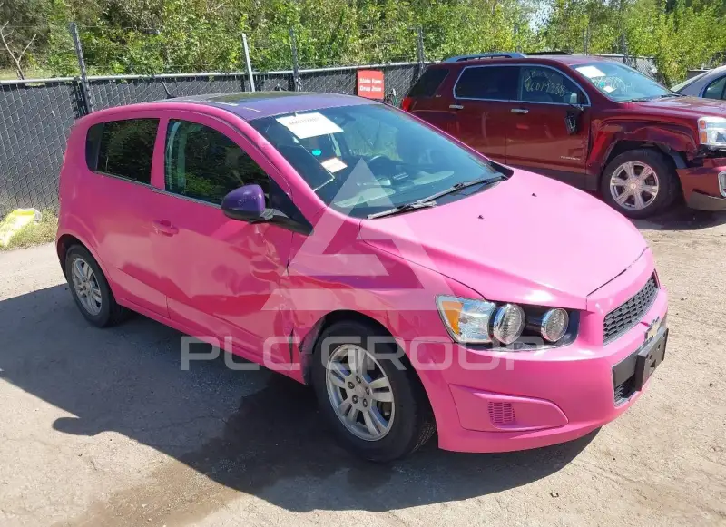 2014 Chevrolet Sonic photo