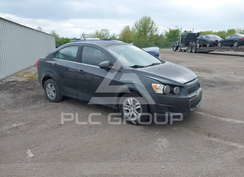 2014 Chevrolet Sonic photo