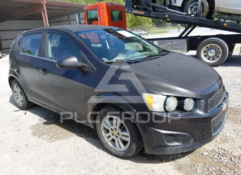 2014 Chevrolet Sonic фото